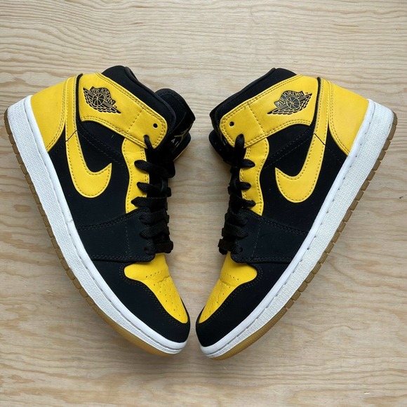 Air Jordan 1 Mid “new love” 2017 Release 554724-035 Size 8 In Men main image 5